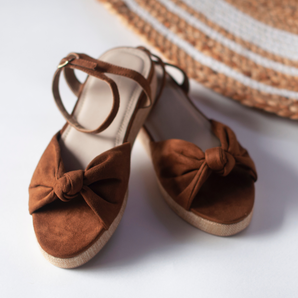 INDEPENDENT brown sandal pair Espadrille Wedges